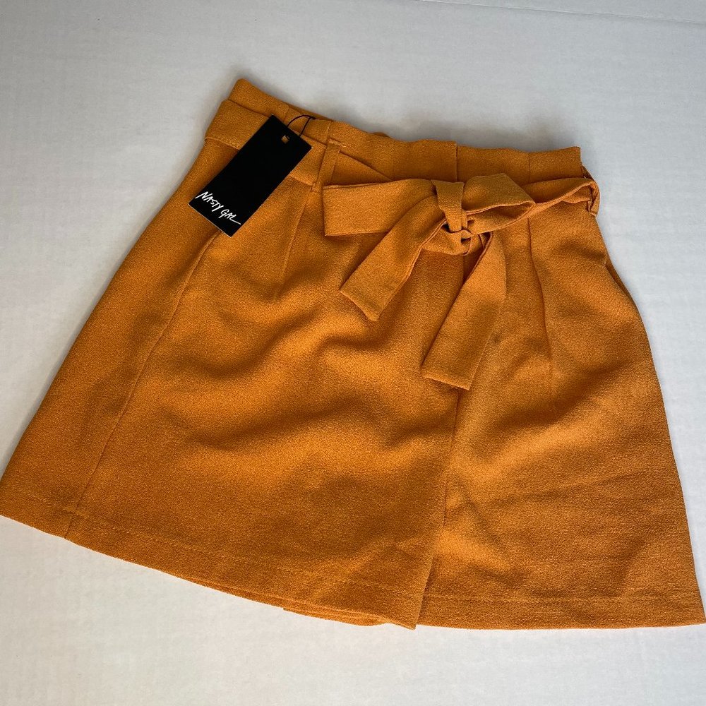 NEW Nasty Gal Paper Bag Orange Shorts Size 2